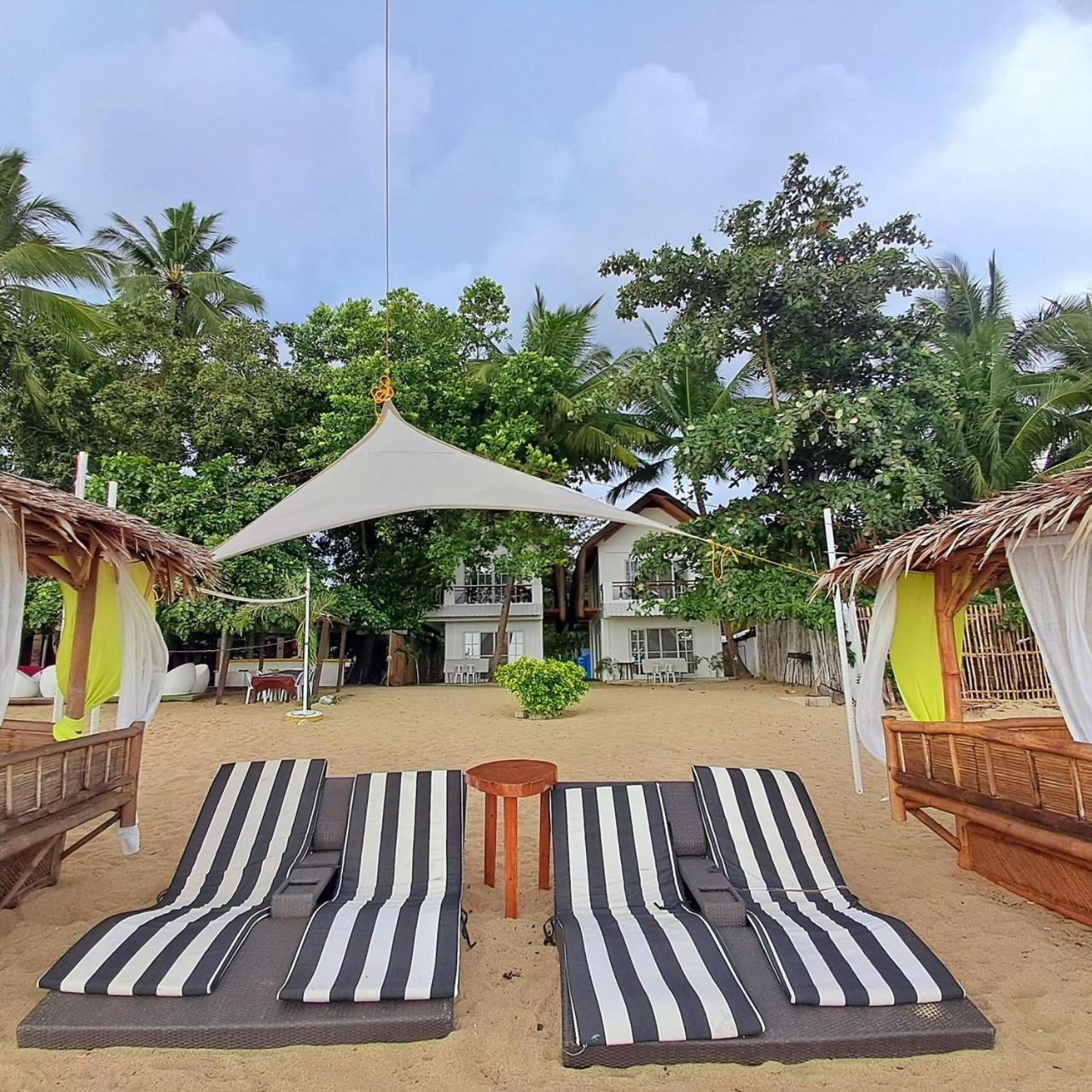 Brazaville Beach Resort Hinoba-an Exterior foto